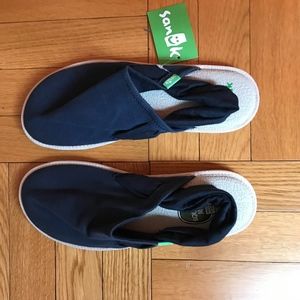 Sanuk Yoga Sling Cruz shoes in Women
